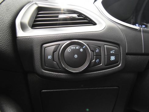 Used 2021 Ford Edge ST w/ Equipment Group 401A AWD/4WD image 32