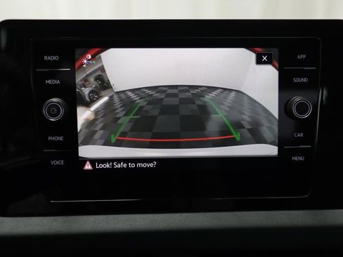 New 2026 Volkswagen Jetta SE FWD image 10