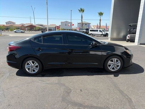 Used 2020 Hyundai Elantra SEL w/ Cargo Package (C1) FWD image 4