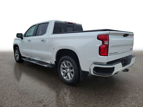 Certified 2022 Chevrolet Silverado 1500 High Country w/ Safety Package II AWD/4WD image 3