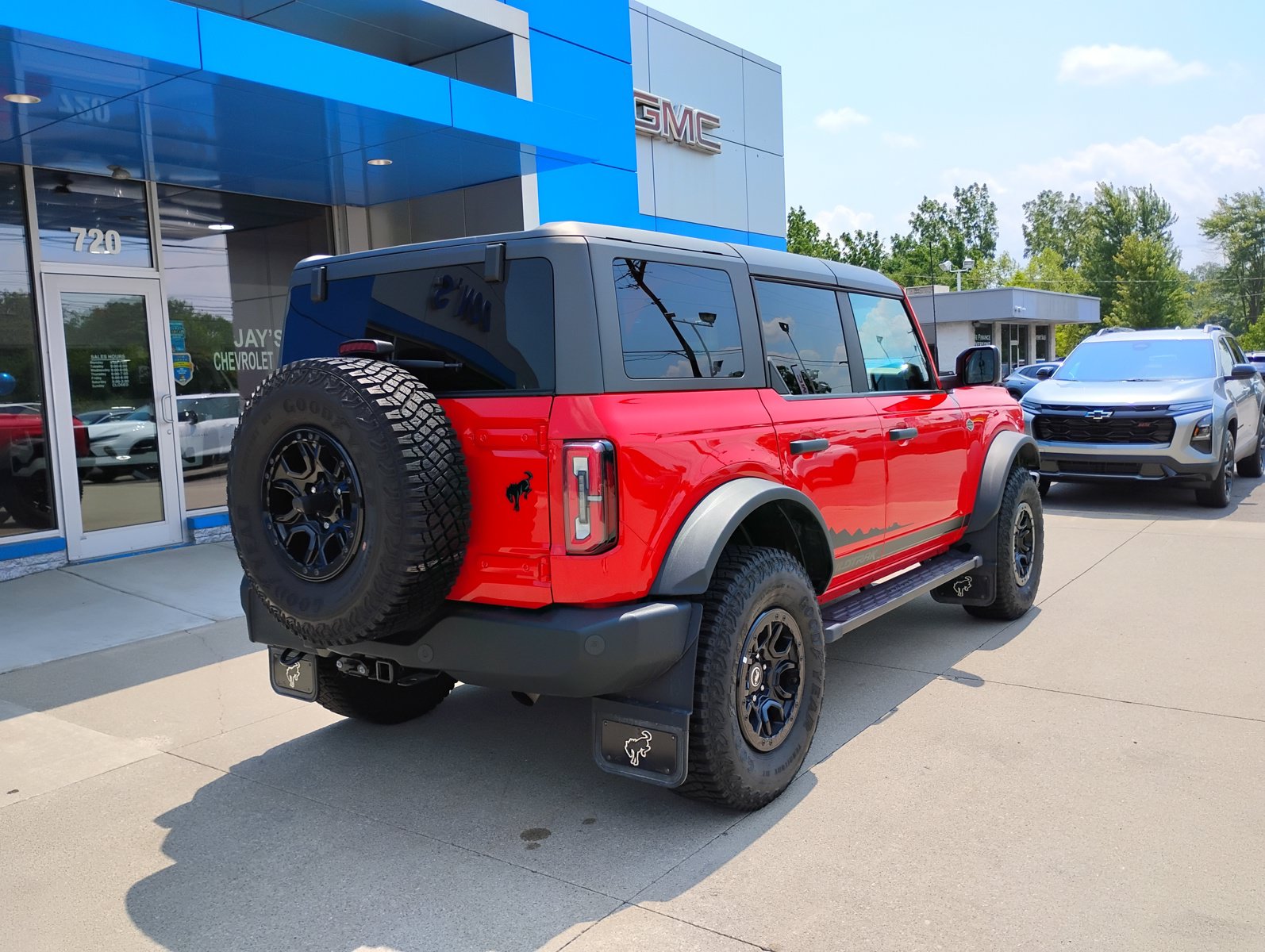 Used 2023 Ford Bronco Wildtrak AWD/4WD image 7