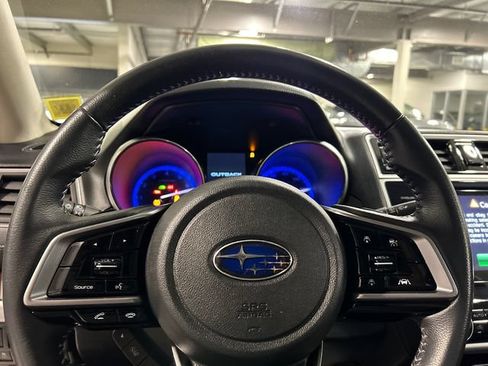Used 2018 Subaru Outback 2.5i Limited AWD/4WD image 12