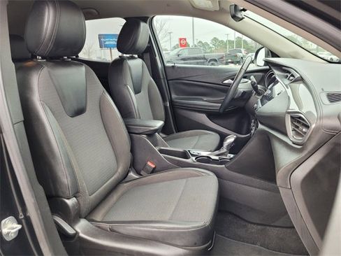 Used 2021 Buick Encore GX Select image 20