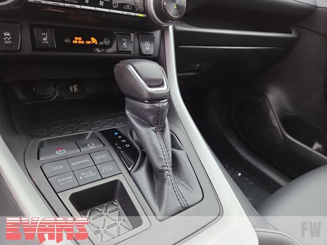Used 2023 Toyota RAV4 XLE Premium AWD/4WD image 12