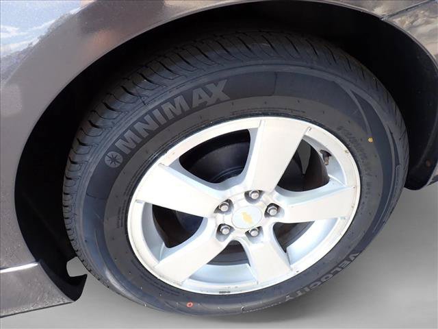 Used 2011 Chevrolet Cruze LT w/ RS Package FWD image 7
