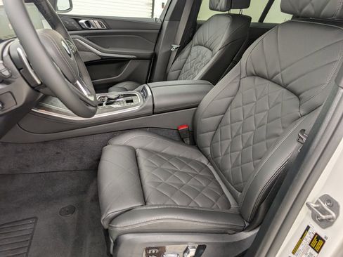 Used 2026 BMW X5 xDrive40i w/ Climate Comfort Package AWD/4WD image 5