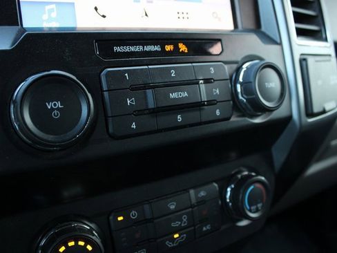 Used 2019 Ford F150 XLT w/ Equipment Group 302A Luxury image 18