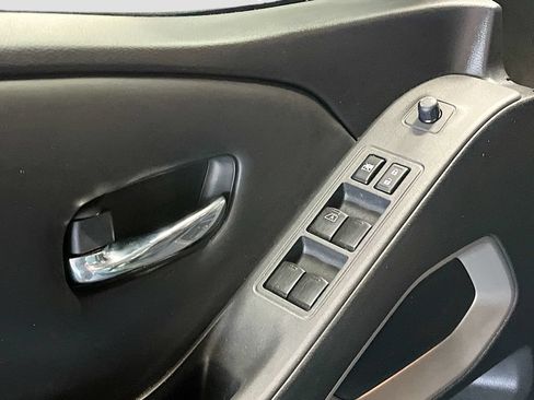 Used 2022 Nissan Frontier SV w/ Technology Package AWD/4WD image 17