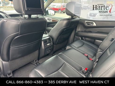 Used 2015 Nissan Pathfinder Platinum w/ Family Entertainment Package image 31