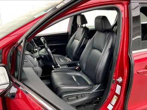 Certified 2024 Honda Odyssey Sport image 8