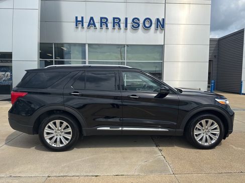 Used 2022 Ford Explorer Limited w/ Limited Technology Package image 5