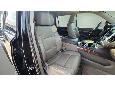 Used 2016 Chevrolet Tahoe LTZ AWD/4WD image 32