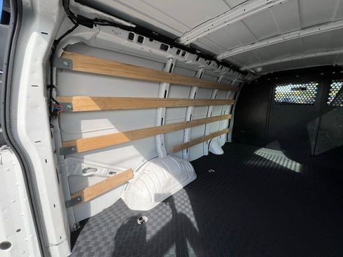 Used 2024 Chevrolet Express 2500 w/ Driver Convenience Package image 22