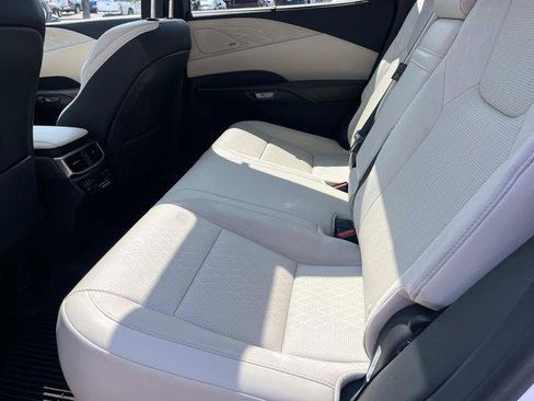 Certified 2024 Lexus RX 350 AWD w/ Convenience Package image 21