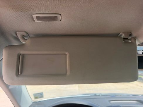 Used 2016 Volkswagen Tiguan SE FWD image 17