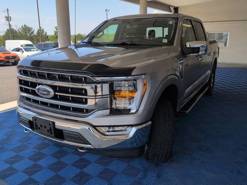 Used 2023 Ford F150 Lariat AWD/4WD image 3
