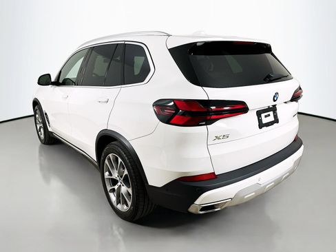 Used 2024 BMW X5 xDrive40i w/ Parking Assistance Package AWD/4WD image 7