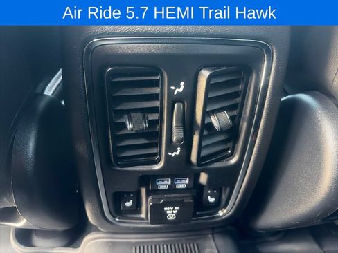Used 2021 Jeep Grand Cherokee Trailhawk w/ Premium Lighting Group AWD/4WD image 23