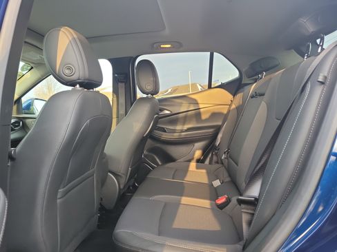 Used 2023 Buick Encore GX Select w/ Experience Buick Package image 11