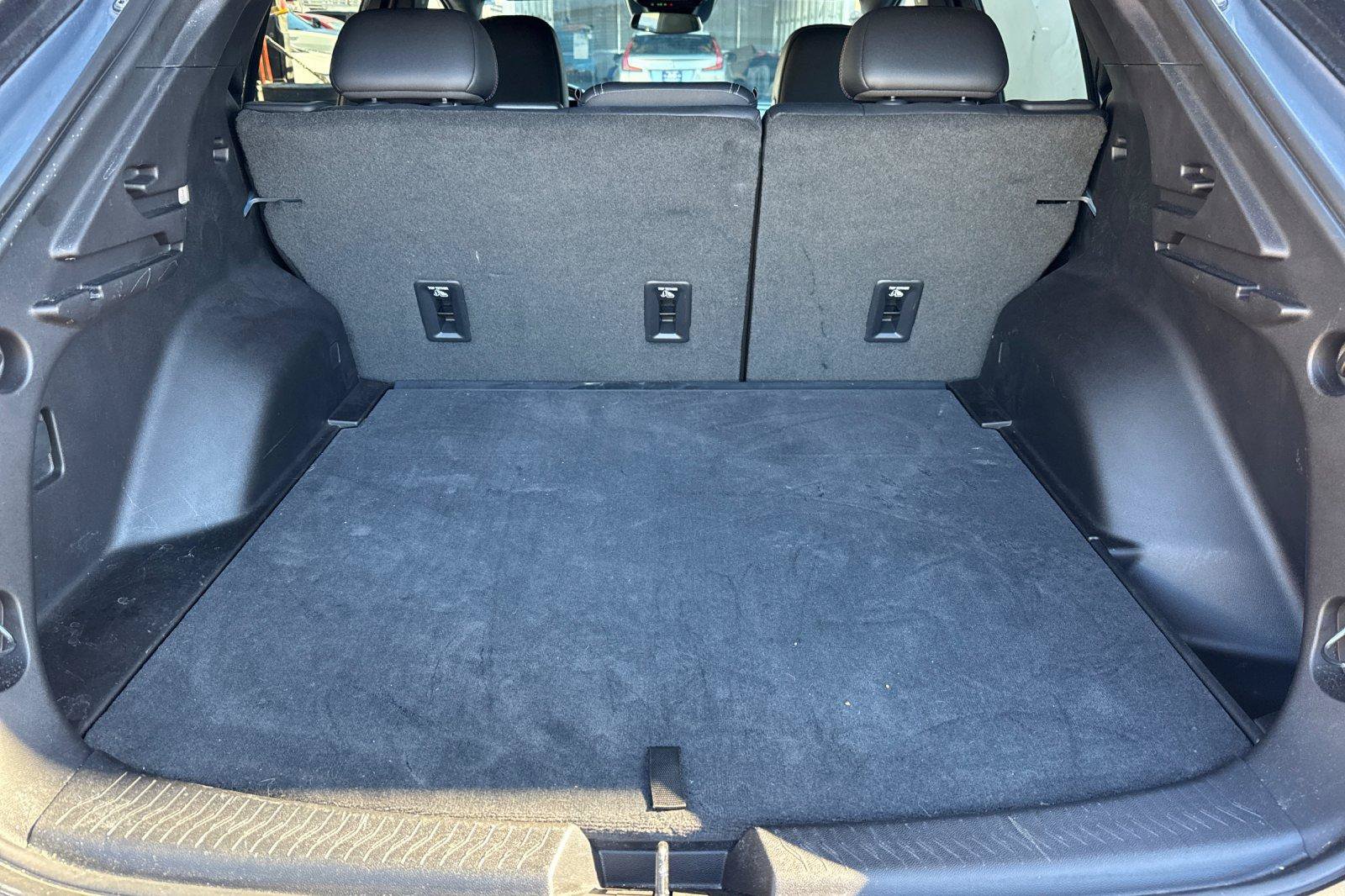 Used 2024 Chevrolet Equinox EV RS w/ Active Safety Package 3 FWD image 17