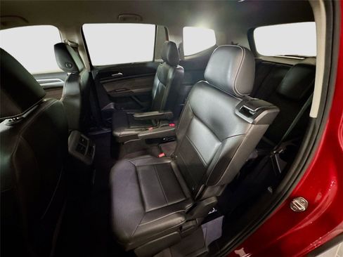 Used 2022 Volkswagen Atlas SE image 16