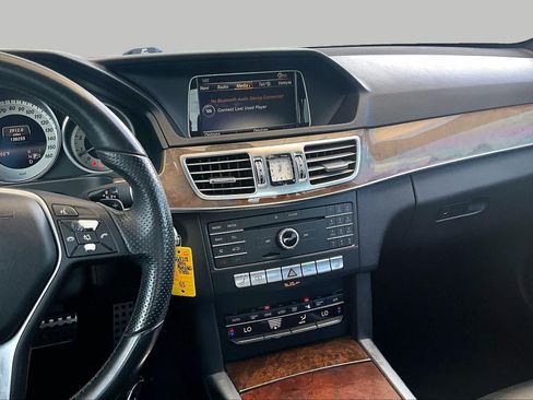 Used 2016 Mercedes-Benz E 350 Sedan image 7