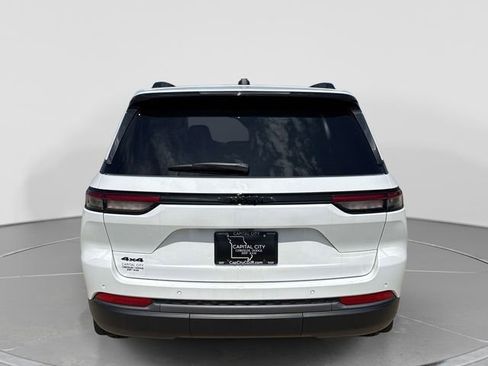 New 2026 Jeep Grand Cherokee Limited w/ Limited Altitude Package AWD/4WD image 5