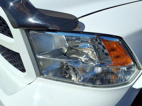 Used 2017 RAM 1500 Express image 15