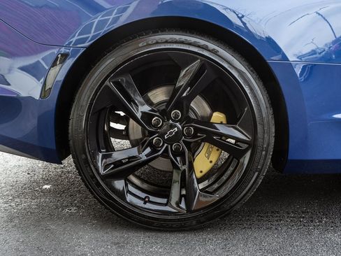 Used 2021 Chevrolet Camaro LT w/ RS Package image 27