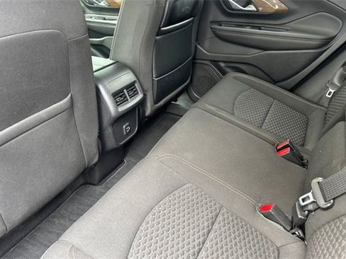 Used 2020 GMC Terrain SLE w/ Driver Convenience Package image 12
