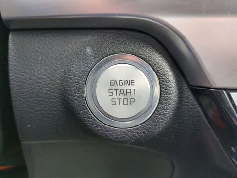 Used 2024 Kia Telluride LX FWD image 29