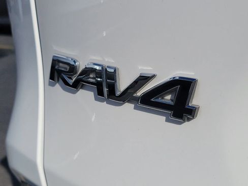 Used 2024 Toyota RAV4 XLE image 7