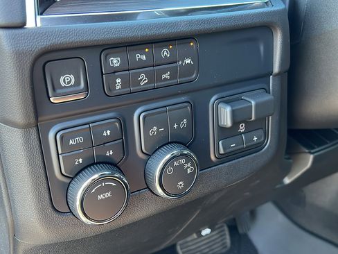 New 2026 Chevrolet Suburban LS w/ LPO, Get Active Package image 29