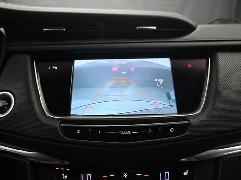 Used 2017 Cadillac XT5 Premium Luxury AWD/4WD image 14