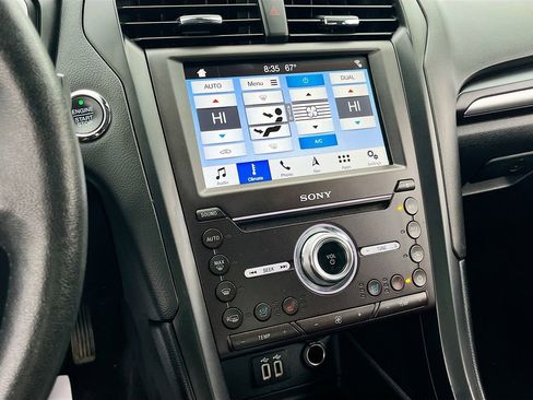 Used 2019 Ford Fusion Titanium image 15