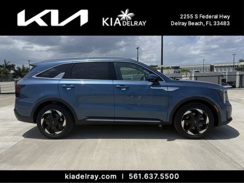 New 2026 Kia Sorento EX w/ EX Premium Package FWD image 2