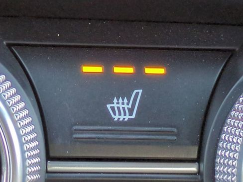 Used 2023 Genesis G70 2.0T w/ Sport Prestige Package image 24