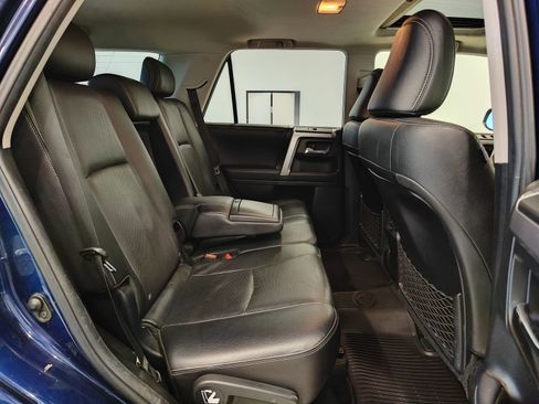 Used 2021 Toyota 4Runner Limited AWD/4WD image 20