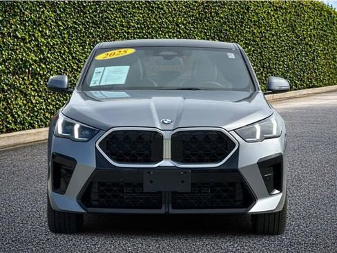 Used 2025 BMW X2 xDrive28i w/ M Sport Package AWD/4WD image 9
