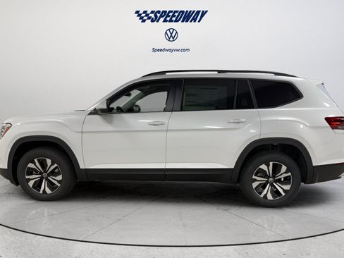 New 2026 Volkswagen Atlas SE FWD image 4