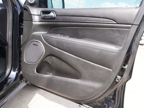 Used 2020 Jeep Grand Cherokee High Altitude AWD/4WD image 25