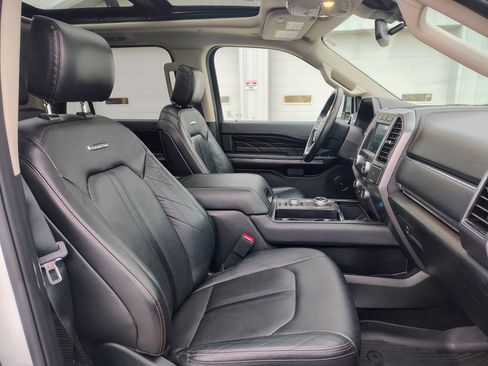 Used 2020 Ford Expedition Platinum image 15