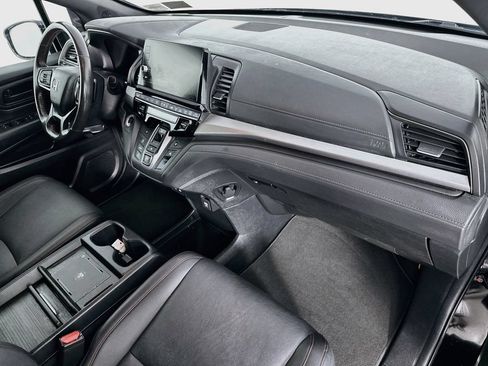Used 2025 Honda Odyssey Sport-L image 31