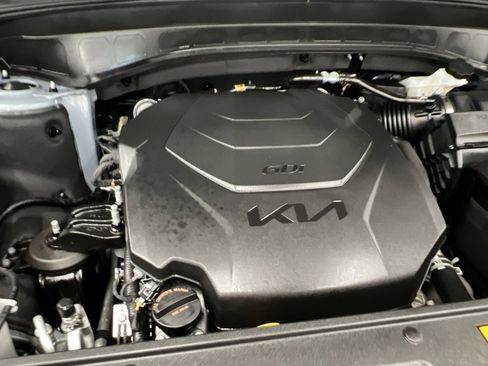 Used 2025 Kia Telluride S AWD/4WD image 27