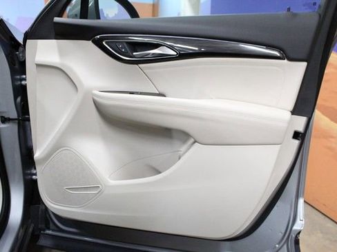 Certified 2023 Buick Envision Preferred AWD/4WD image 9