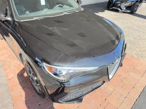 Used 2018 Alfa Romeo Stelvio Ti Sport image 30