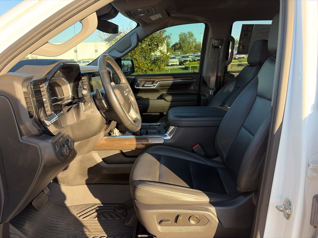 Used 2024 Chevrolet Silverado 1500 RST w/ RST All Star Premium Package AWD/4WD image 44