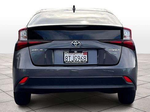 Used 2021 Toyota Prius L Eco image 7