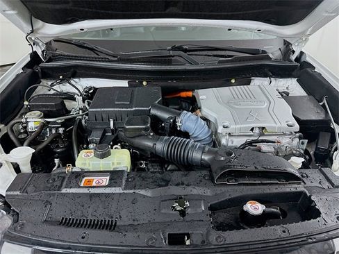 Used 2019 Mitsubishi Outlander GT image 30