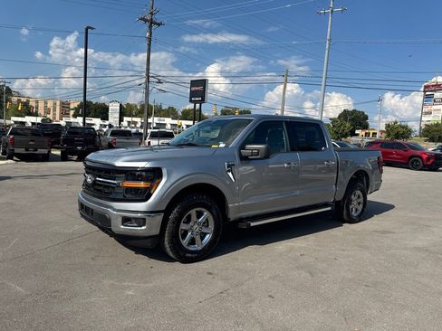 Used 2025 Ford F150 XLT w/ Equipment Group 301A Standard AWD/4WD image 3